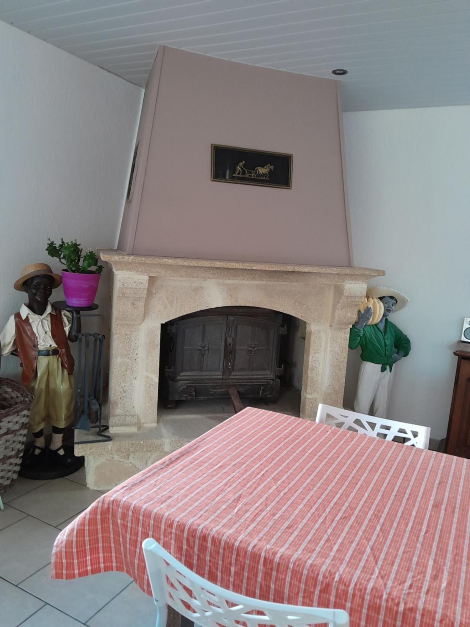 Chambres D Hotes Au P'Tit Bonheur Campagnard Jarnosse Extérieur photo